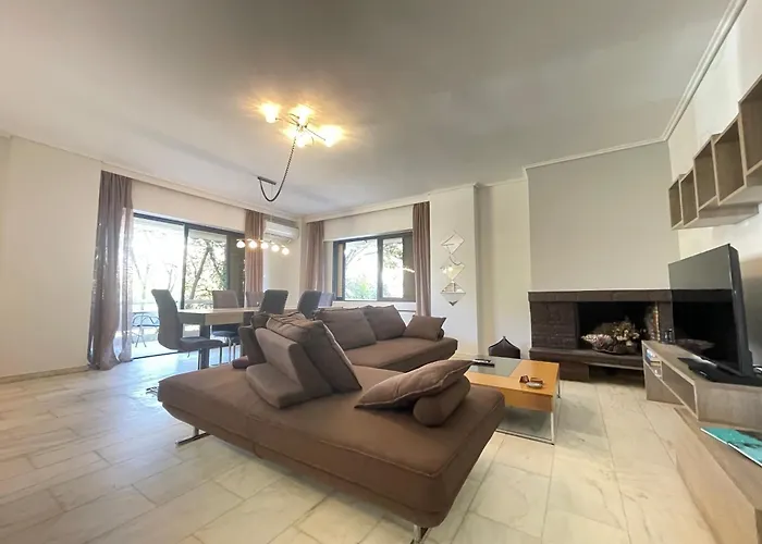 Aries - Glyfada City Center Apartment